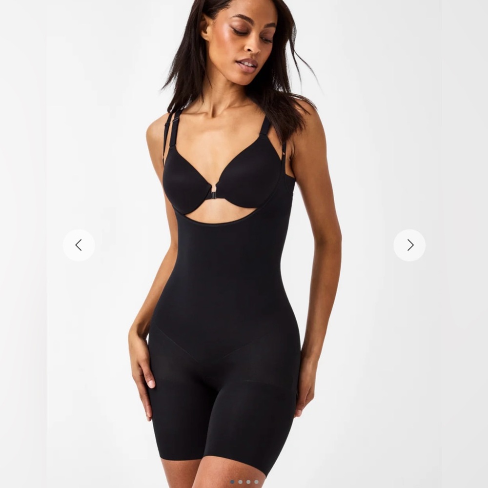SPANX Shapewear Bodysuit